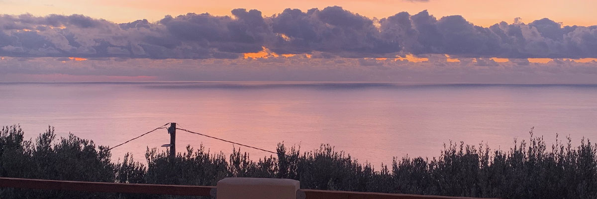 Sonnenuntergang am Meer von Ligurien